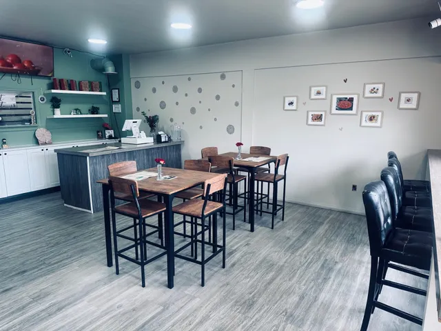 Fusion food lounge ( Good brothers pizza)