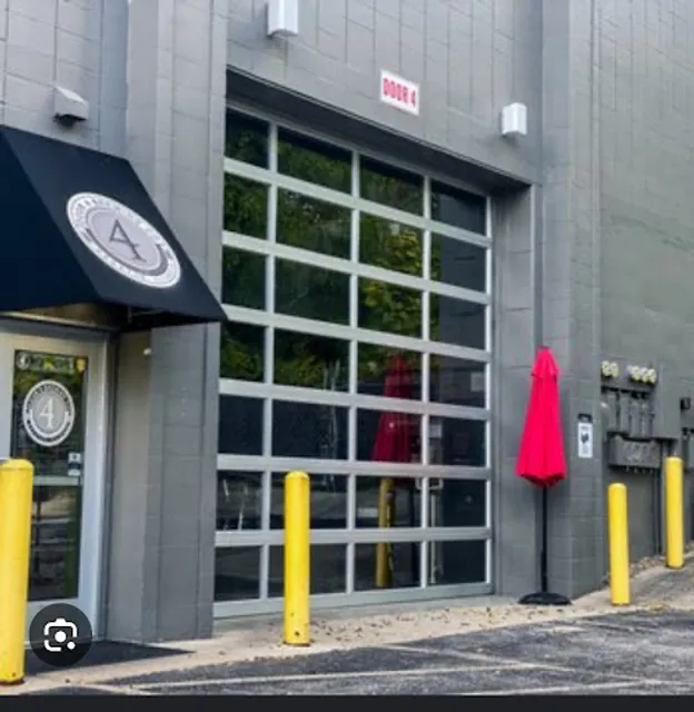 KG’s Smokehouse LLC at the Bourbon Barrel