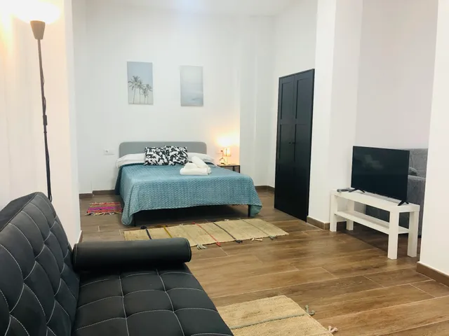 Mercado Huelin apartments