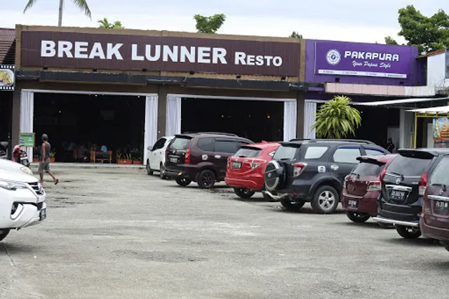 BREAK LUNNER (Nasi Kuning Everyday)