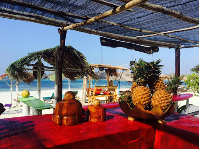 GUN'S and Warung Indah Tony