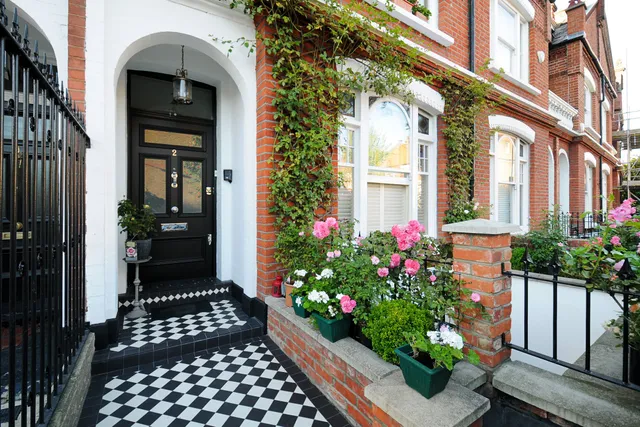 Bed & Breakfast/ Georgiana's Guest House