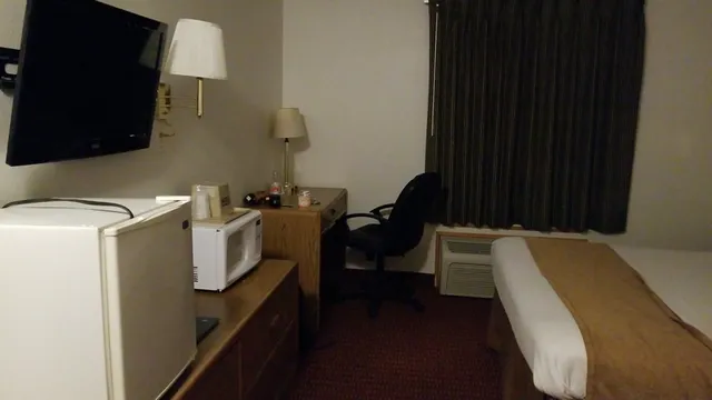 Budget Host Caribou Inn