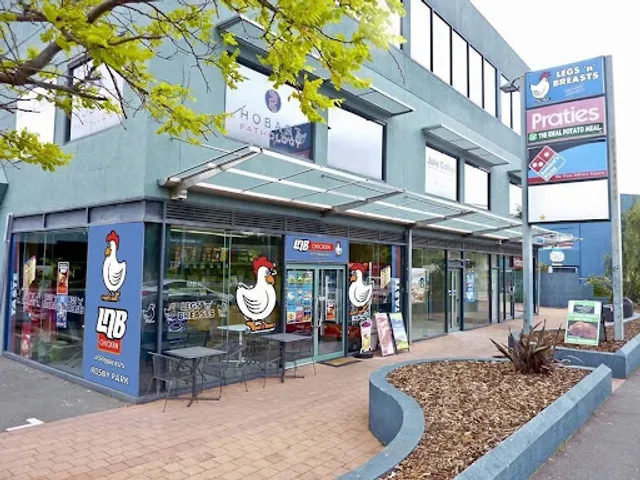 Legs ‘n’ Breasts Rosny