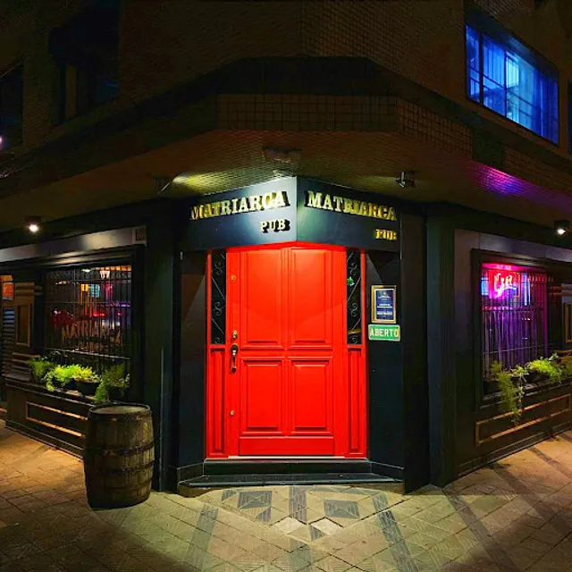 Matriarca Pub