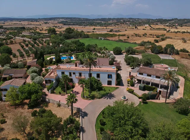 Son Manera Retreat Finca