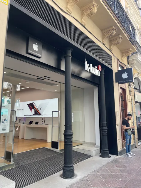 Goldenmac Apple Stores