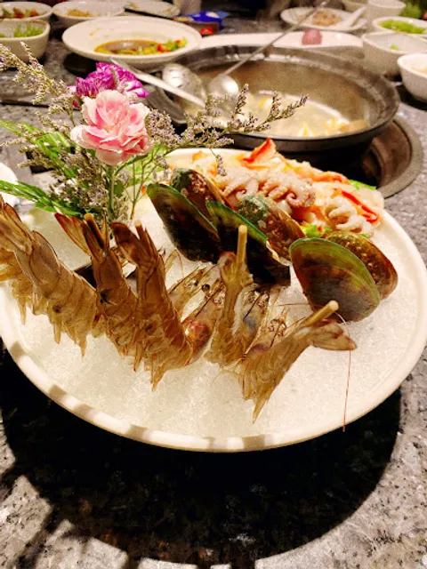 Changrun Coconut Chicken Green Restaurant