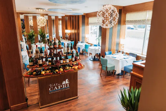 Villa Capri Ristorante Italiano & Cocktail Lounge