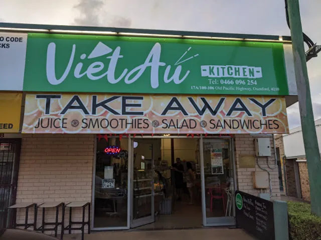 Viet Au Kitchen