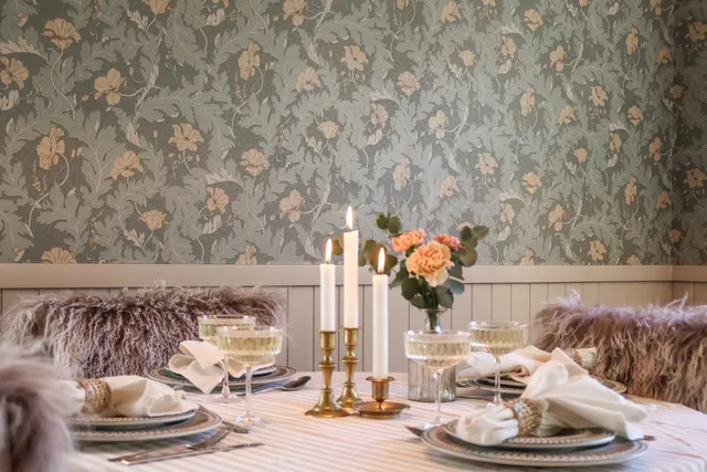 Skönfärgaregården Våffelstuga Inredning