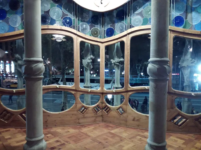 Habitat Apartments Plaza España