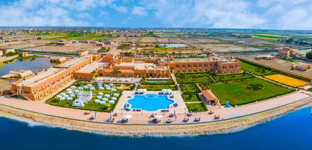 Helnan Auberge Fayoum