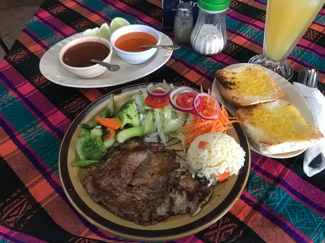 Paris Paris Restaurant