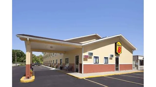 Super 8 by Wyndham Fremont NE