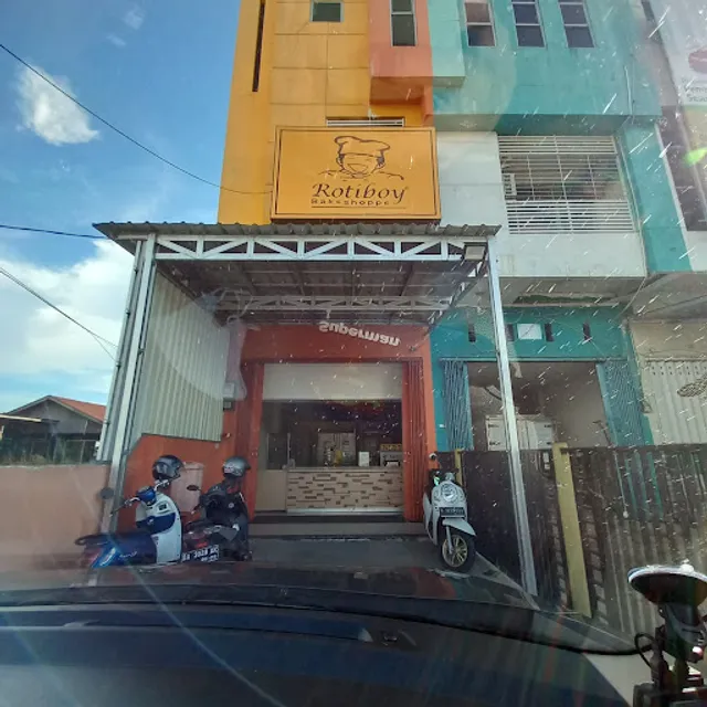 ROTI BOY • A. Yani Km. 7,2