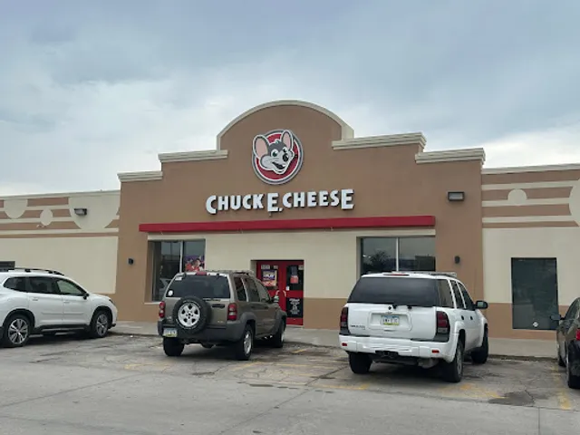 Chuck E. Cheese