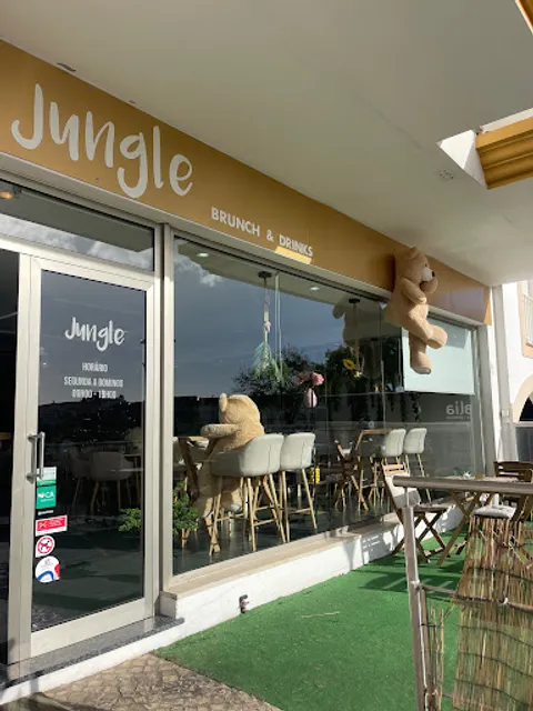 Jungle Brunch & Drinks