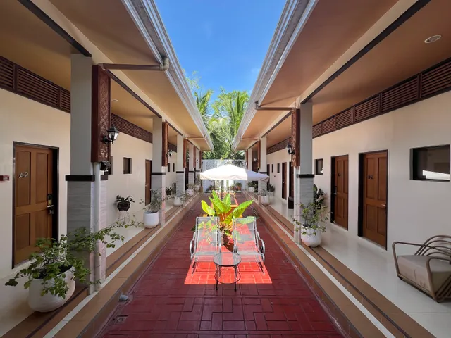 Marieli Suites Bed & Breakfast