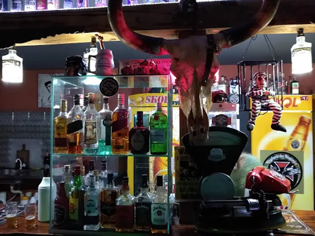 Confraria das Máquinas Old Beer