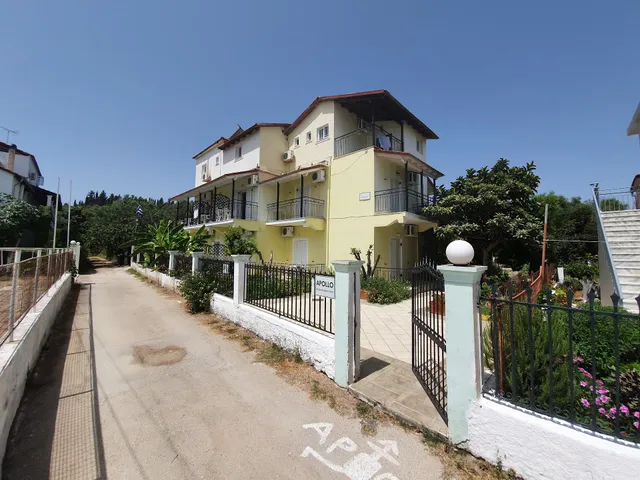 Apollo Studios Apartments