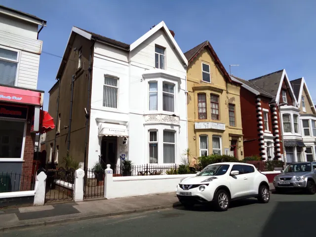 Lawnswood Apartments