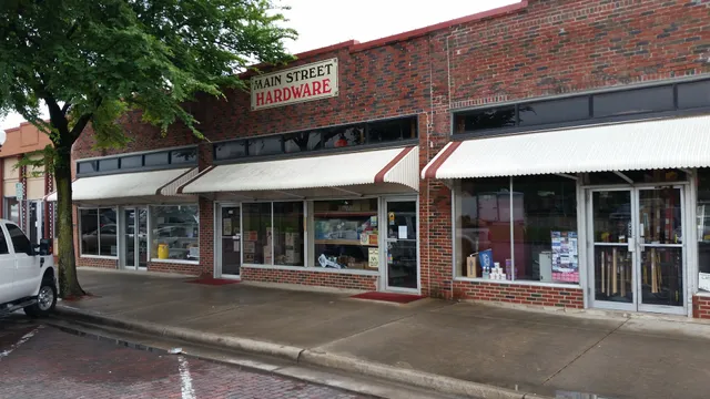 Ennis Main Street Hardware