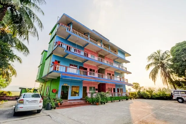 Capital O 66420 Royal Arunachalee Guest House