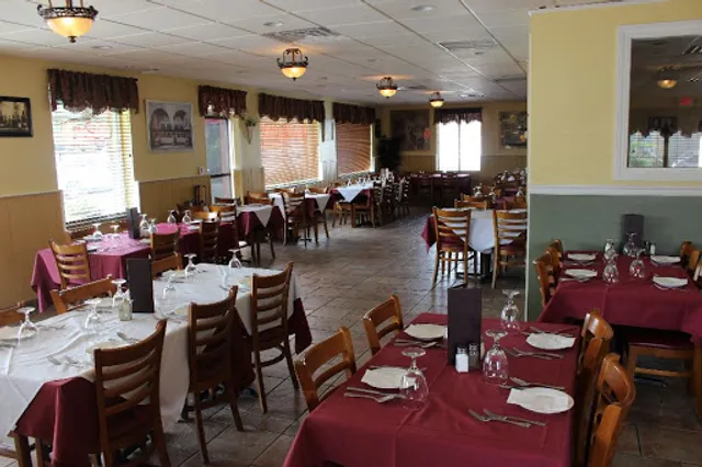 Capri Restaurant & Pizzeria