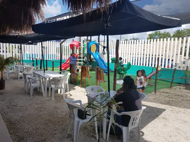 La Ballenera Marisqueria