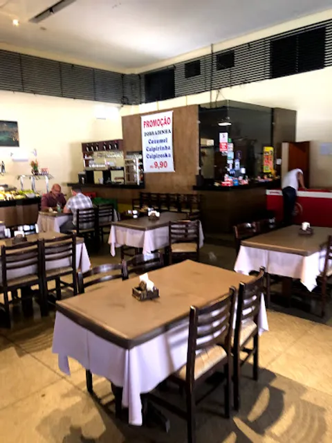 Tropical Pizzaria e Restaurante