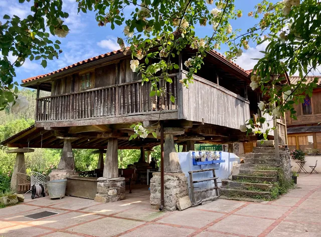 Hostel Rural La Figal de Xugabolos, Casazorrina, Salas