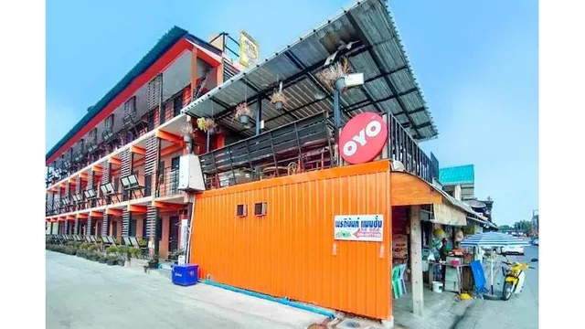 OYO 560 Chang Hostel Suvarnabhumi