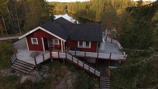 Ferienhaus am See in Schweden