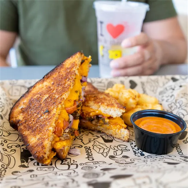 I Heart Mac & Cheese - East Lansing, MI