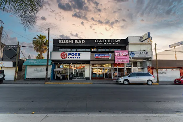 Poke Lounge & Sushi Bar