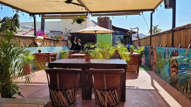 Acuario xeshu restaurante bar AND grill