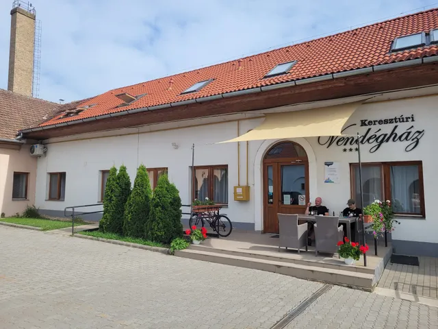 Keresztúri Vendégház