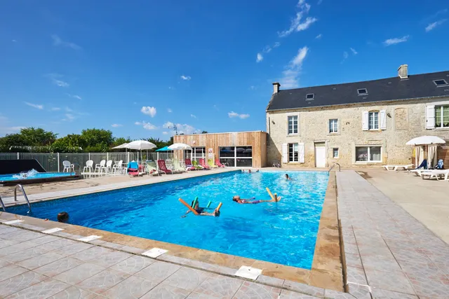 Reine Mathilde: Camping