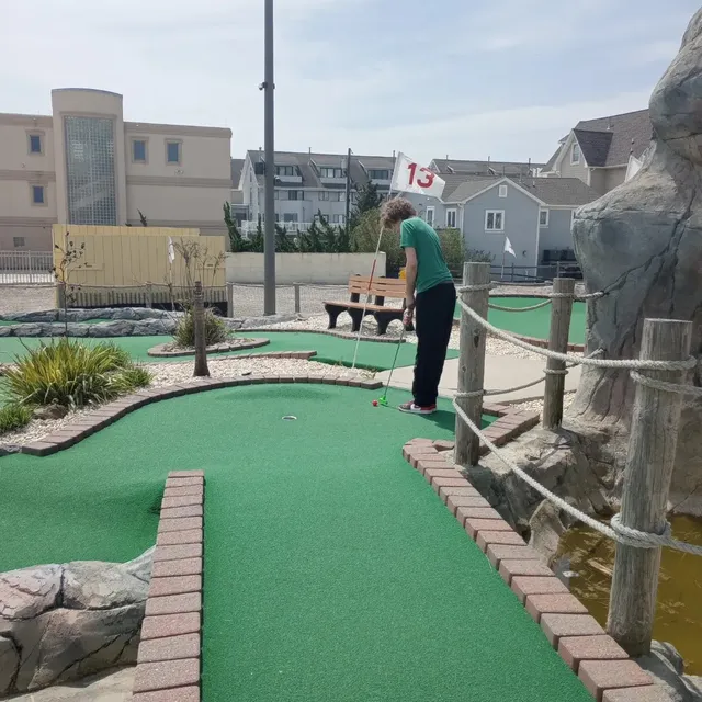 Lighthouse Point Miniature Golf Club