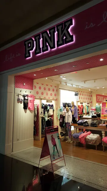 Victoria's Secret & PINK