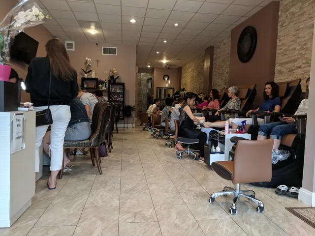 Pamper Nail & Spa