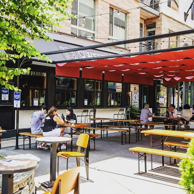 Owen's Tavern & Garden