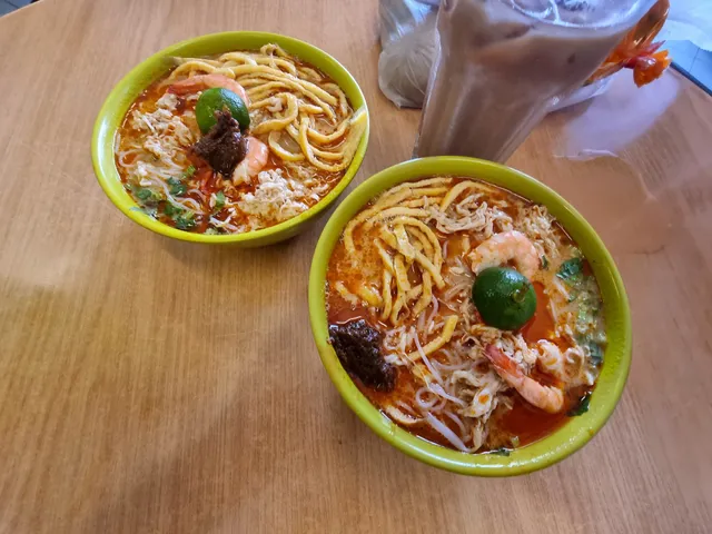 Sibu Kan-Pua Mee and Sarawak Laksa