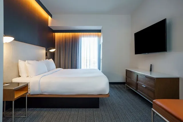 Courtyard by Marriott Madison