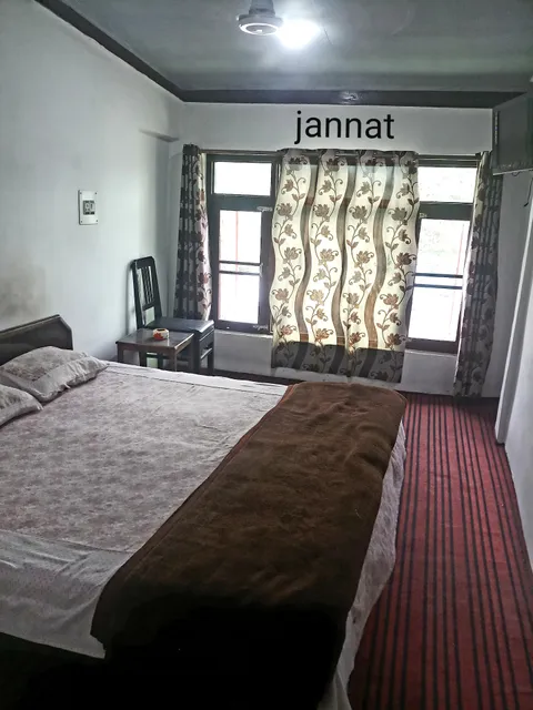 JANNAT HOTEL & RESTAURANT