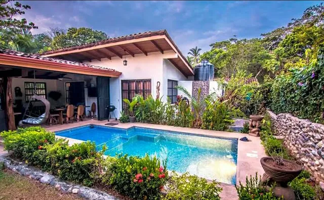 Esterillos XIHU Estates, Villa Tabacón