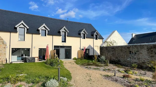 Gîte du Domaine de Kerantroad : gîte à Plonévez-Porzay en bord de mer