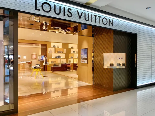 ルイ･ヴィトン 香林坊大和店