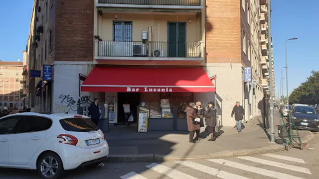 Hu Stefano Bar Lucania